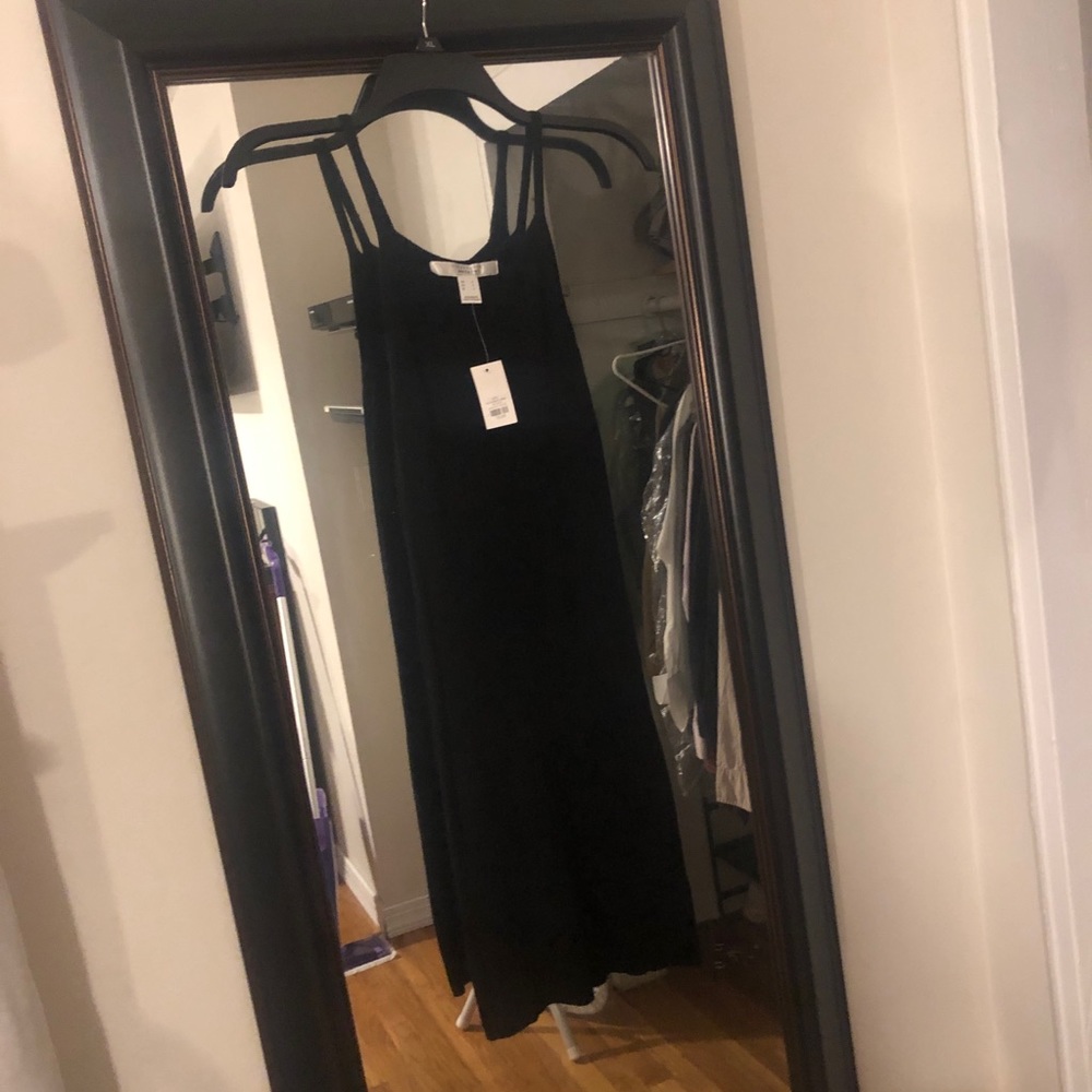 BODYCON BLACK DRESS